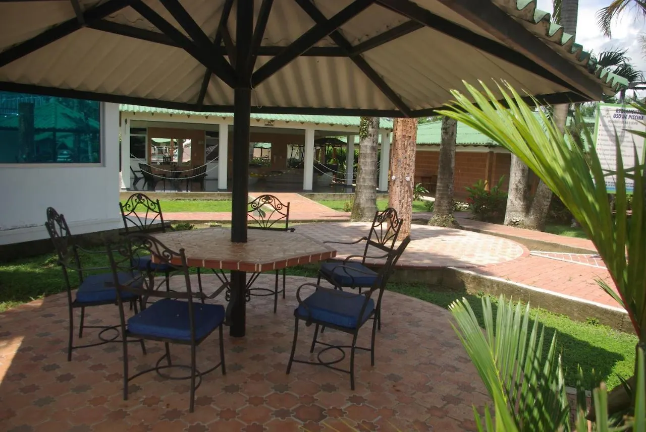Hotel Campestre Hacienda S J Villavicencio