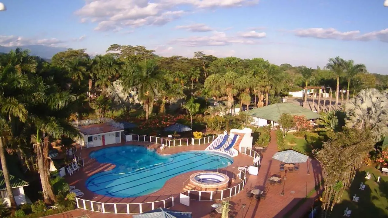 Hotel Campestre Hacienda S J Villavicencio 2*,