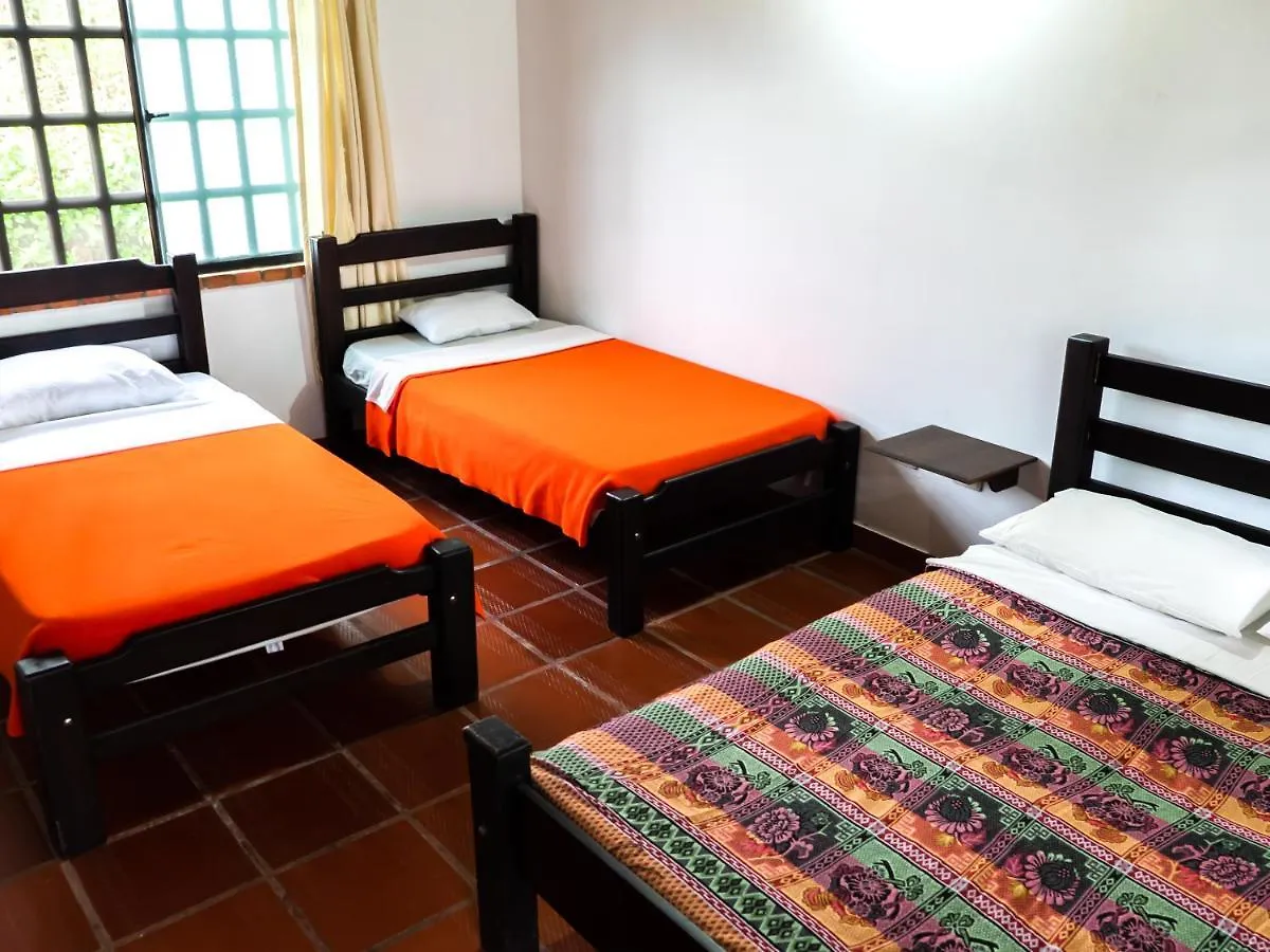 Hotel Campestre Hacienda S J La Palmera 2*,  Colombia