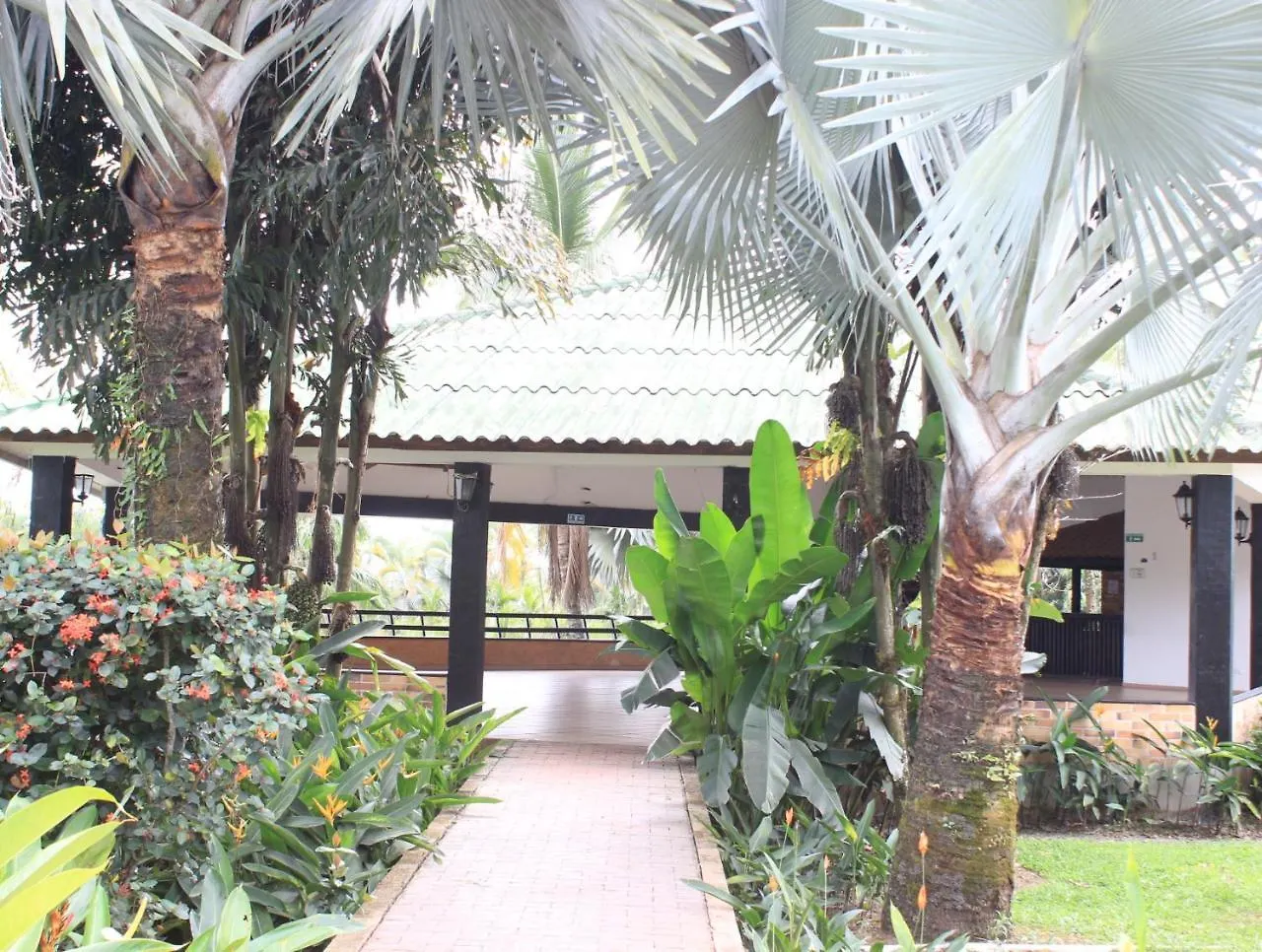 **  Hotel Campestre Hacienda S J La Palmera Colombia
